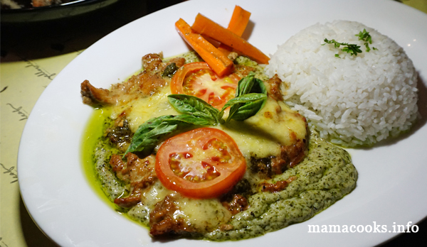 Yellow Leaf cuisine - Bacolod restaurant - creamy pesto chicken