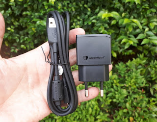 Charger Sony Ericsson EP800 Original Micro USB Green Heart