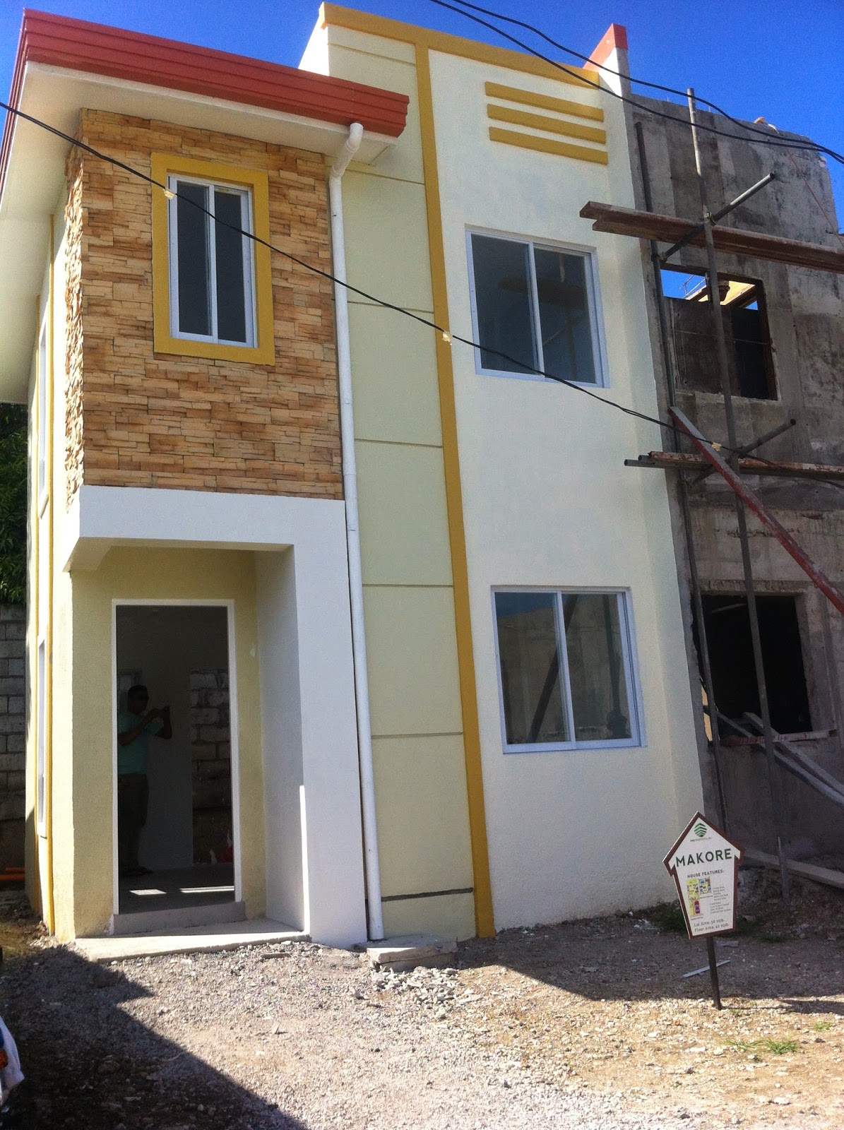 Rent To Own House and Lot Rent to Own House and Lot in Muntinlupa NEAR
