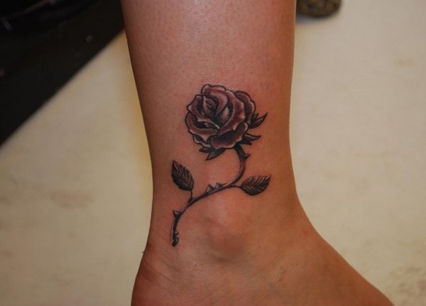 Tatuagens femininas para os tornozelos Tatuagens femininas para os tornozelos
