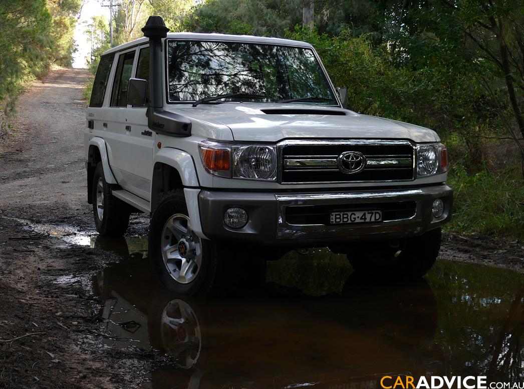 land cruiser 76 |Cars Wallpapers And Pictures car images,car pics,carPicture