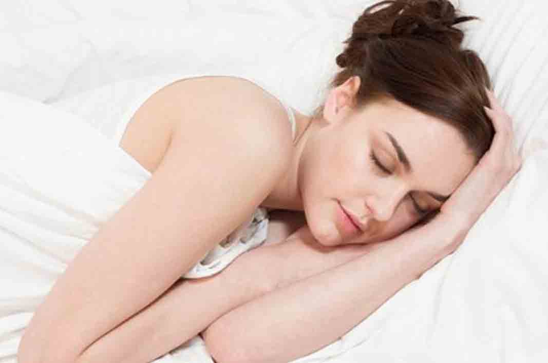 Well, here are Benefits of Sleeping Without Bra Health for all