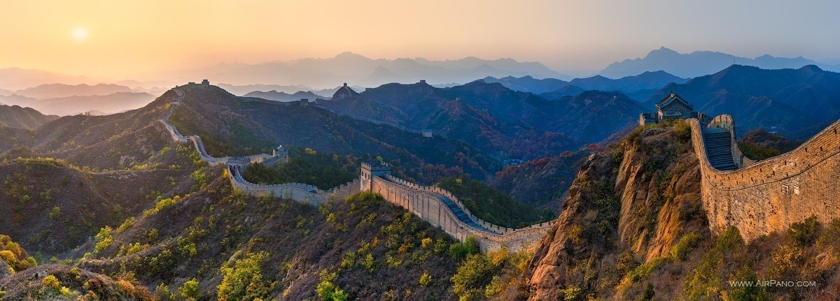 The Great Wall Of China like you've never seen it before. - The Seven Wonders Of The World Look Totally Different In These Unique Photos. The Great Wall Of China like you've never seen it before. - The Seven Wonders Of The World Look Totally Different In These Unique Photos.