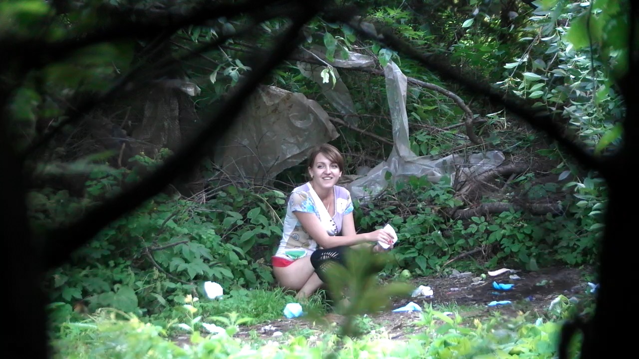 Lady women caught peeing in the woods faking grils her