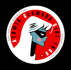 Badge "Atomik Glamour Girl 1958"