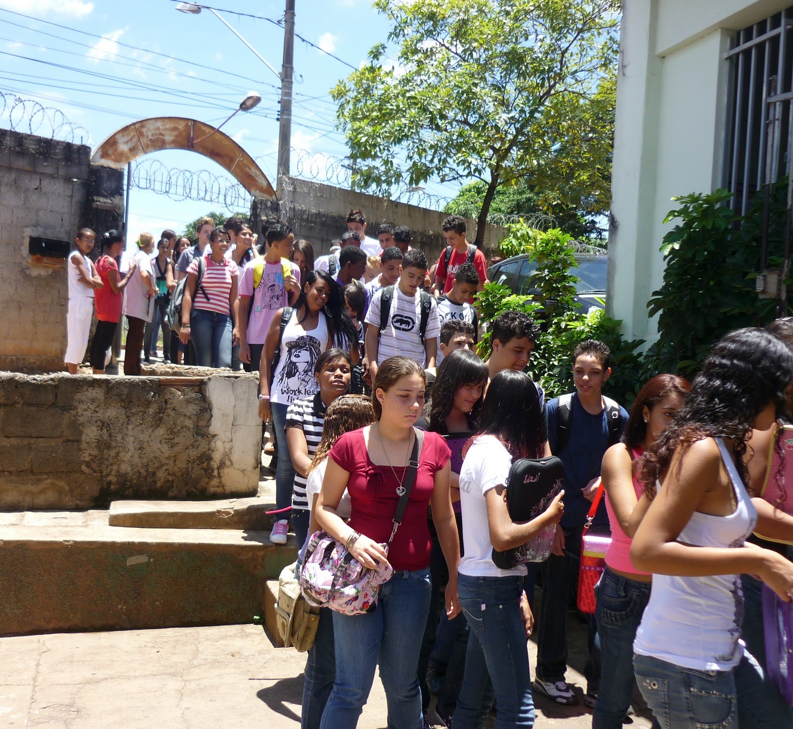 Escola Estadual Professor Cláudio Brandão
