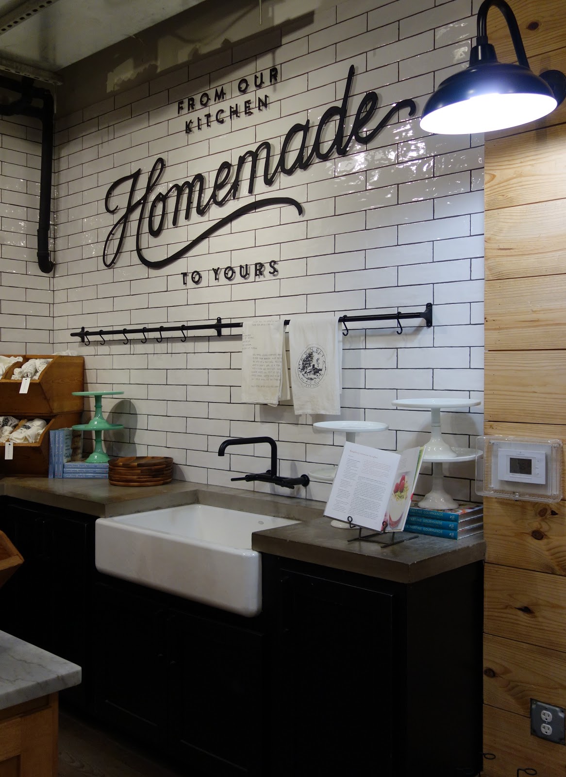 Moments of Delight...Anne Reeves Visiting the Silos Magnolia Market