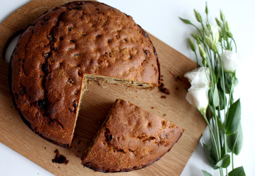 The Local Larder Cut and Come Again Cake The Local Larder Cut and Come Again Cake