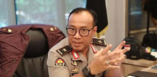 Polri: Tersangka Perusak Baliho SBY Tergiur Upah Rp 150 Ribu Polri: Tersangka Perusak Baliho SBY Tergiur Upah Rp 150 Ribu