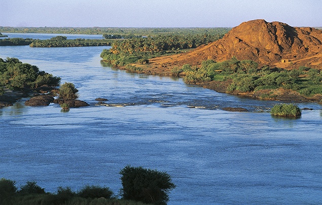 some interesting facts about the Nile River