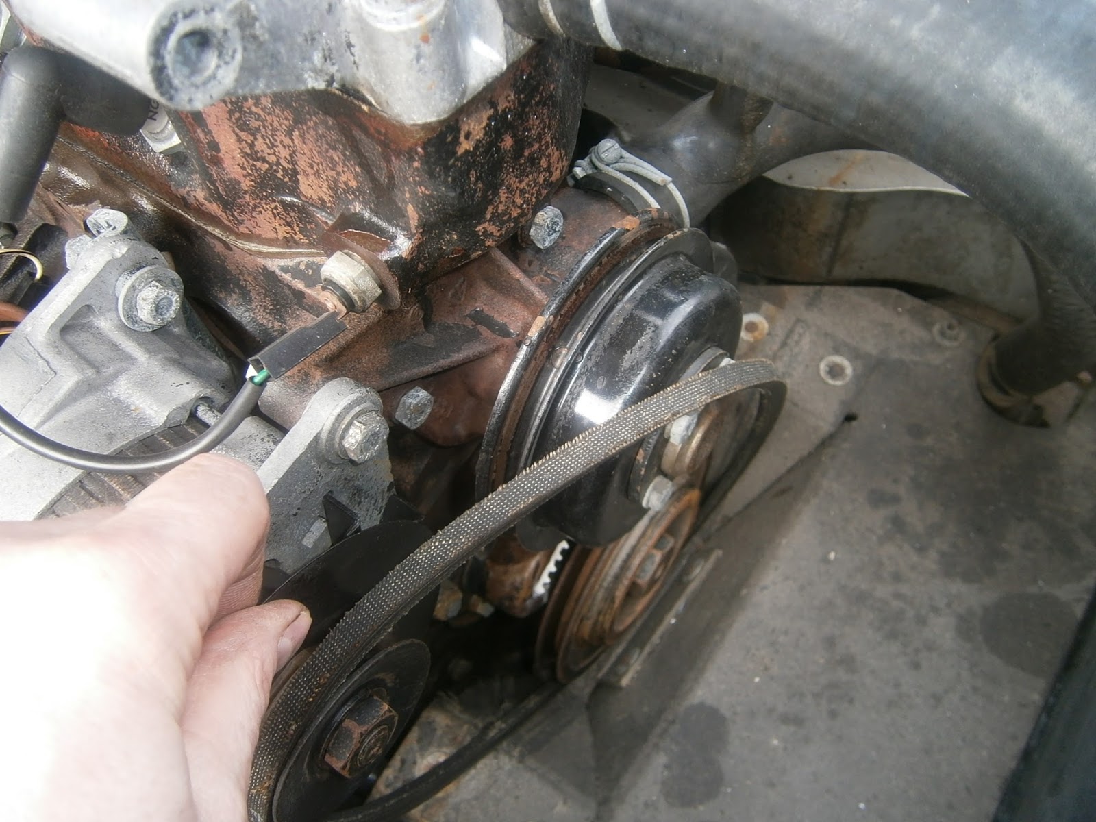 MGB GT Rubber Bumper Limited Edition Restoration and Maintenance MGB