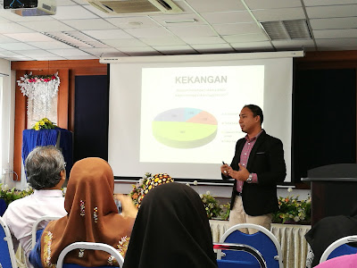 Pembentangan Kajian Tindakan Google Form di Seminar PLC Kedah 2016