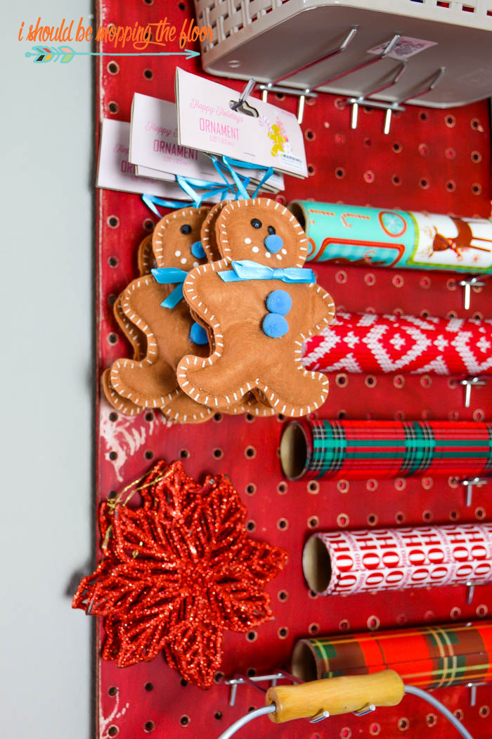 This Budget-Friendly Holiday Gift Wrap Station is the perfect way to organize your Christmas wrapping.