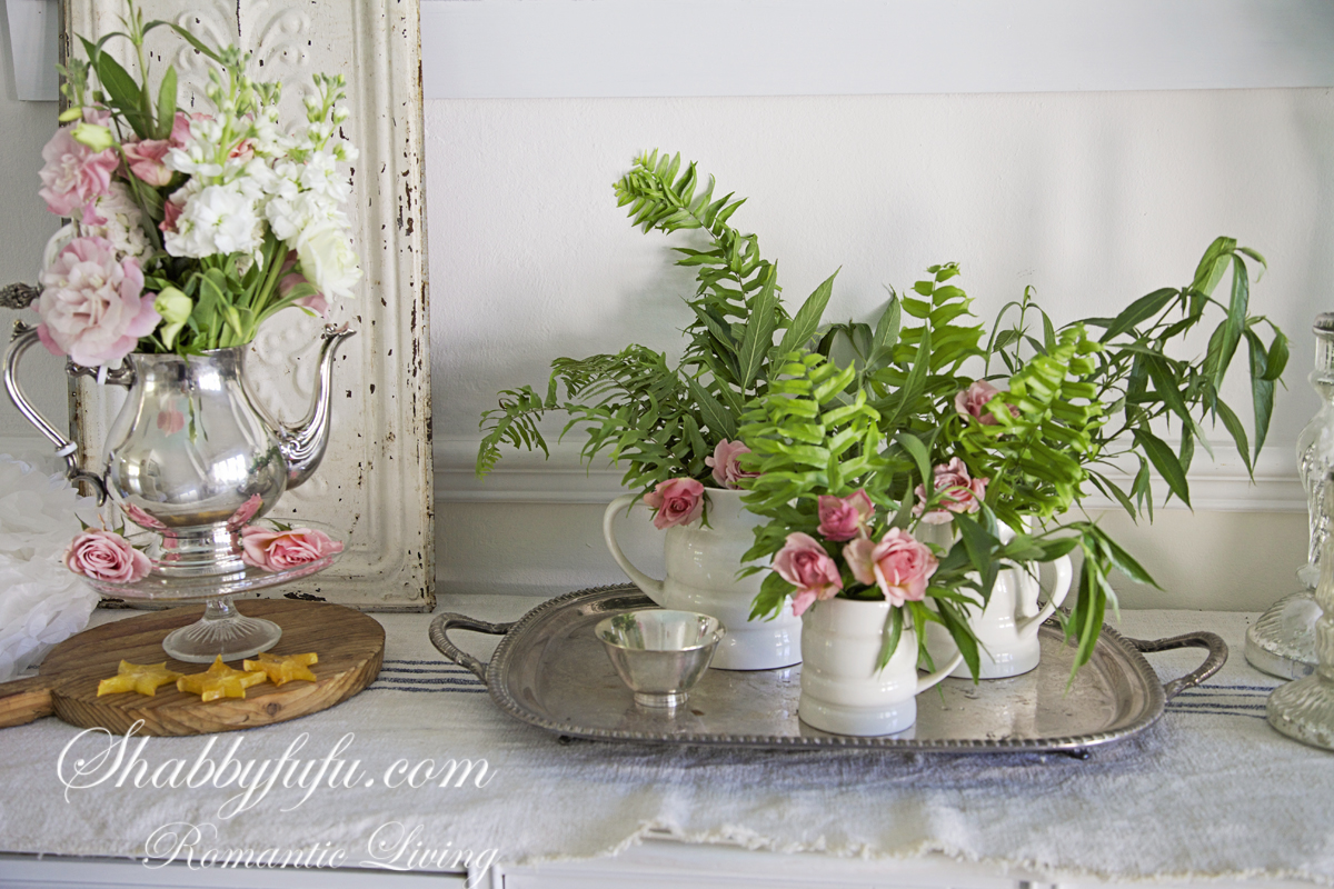 Styling A Sideboard - Shabby Chic Style shabby chic fall decorating