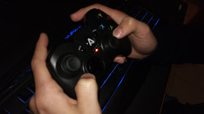 Controller game wireless AUKEY per PC smartphone e tablet