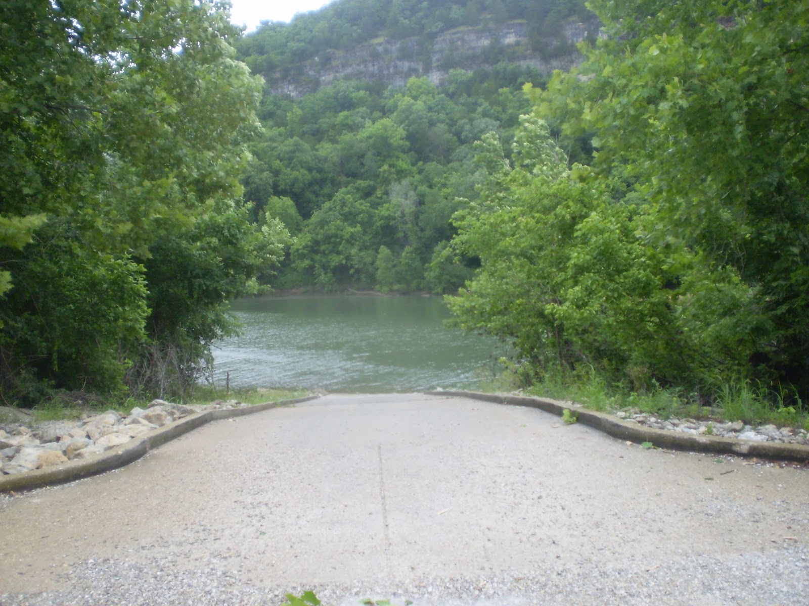 Minnows make comeback in Arkansas River