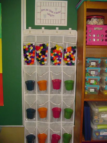 2 crazy texas teachers bucket fillers small pocket charts for teachers