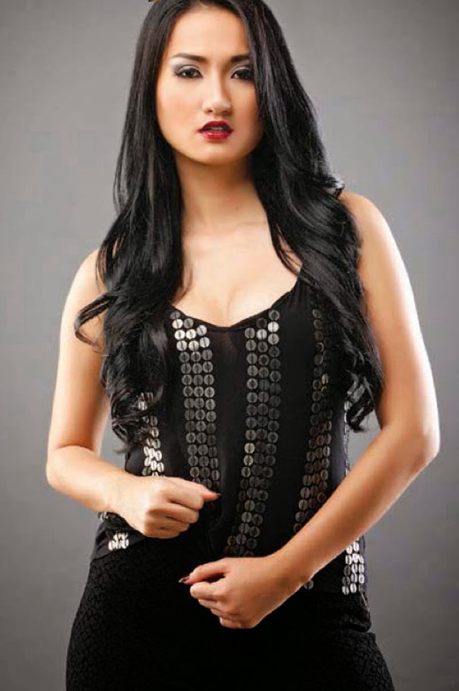 WikiGIRLS: Tengku Dewi Putri for ME Asia Magazine Photoshoot
