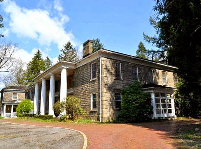 From City to Suburbia 506 S State St, Warren, PA 16365