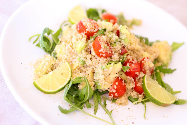 La QUINOA es una planta sagrada, 🌱  fue el alimento base de los Incas. Tiene superioridad en aporte nutricional sobre los demás cereales como el maíz, el arroz y el trigo.