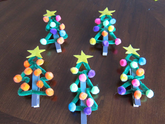 Clothes Pin Christmas Trees