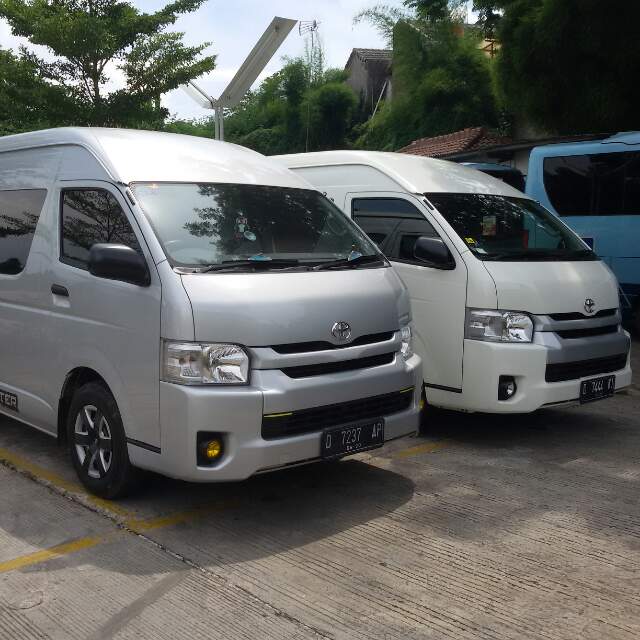 Wedding Car Rental Bandung price list wedding car bandung sewa wedding car bandung Wedding Car Rental Bandung price list wedding car bandung sewa wedding car bandung
