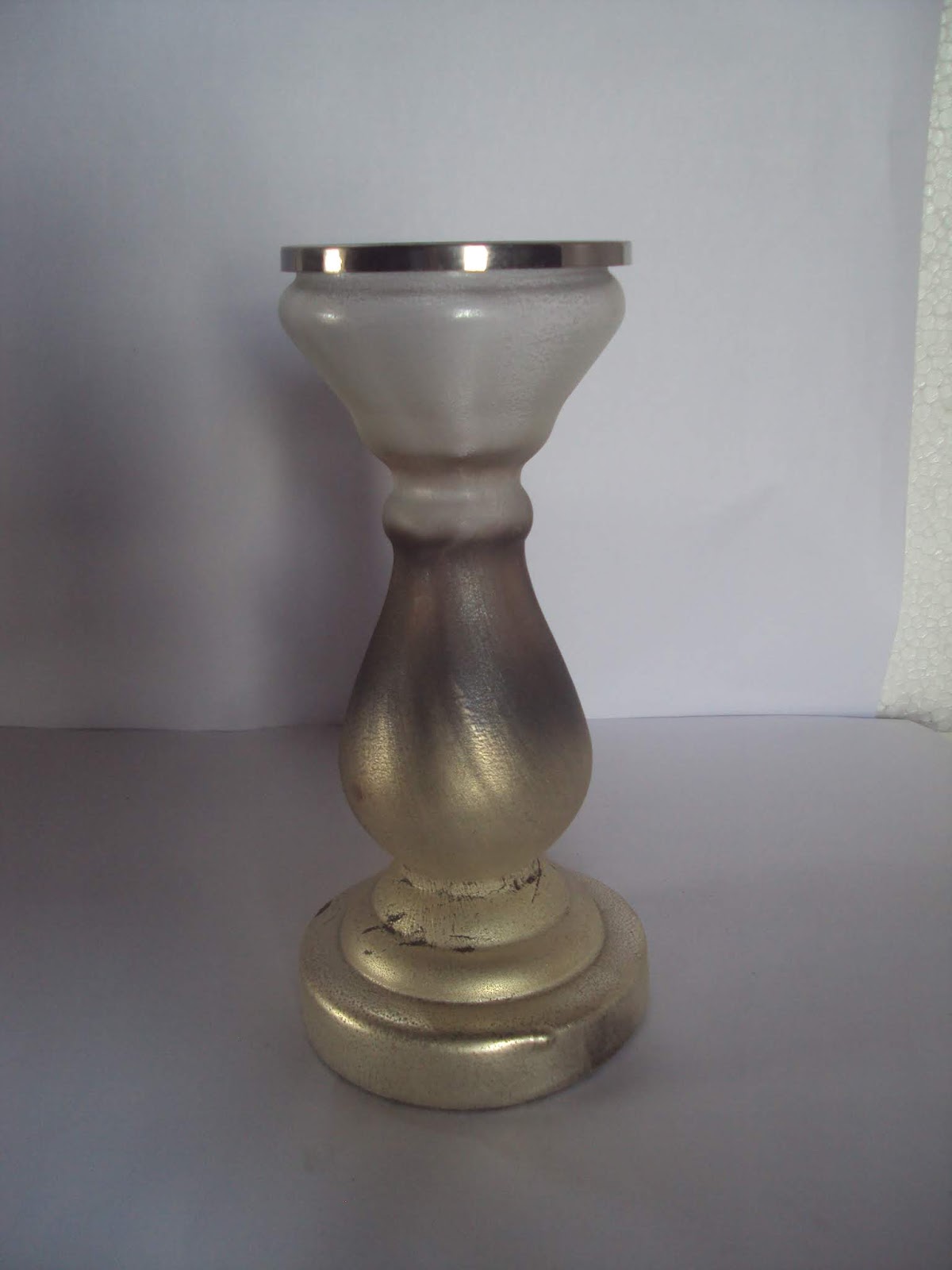 KYK Glass Industries As a reckoned manufacturer, wholesaler and