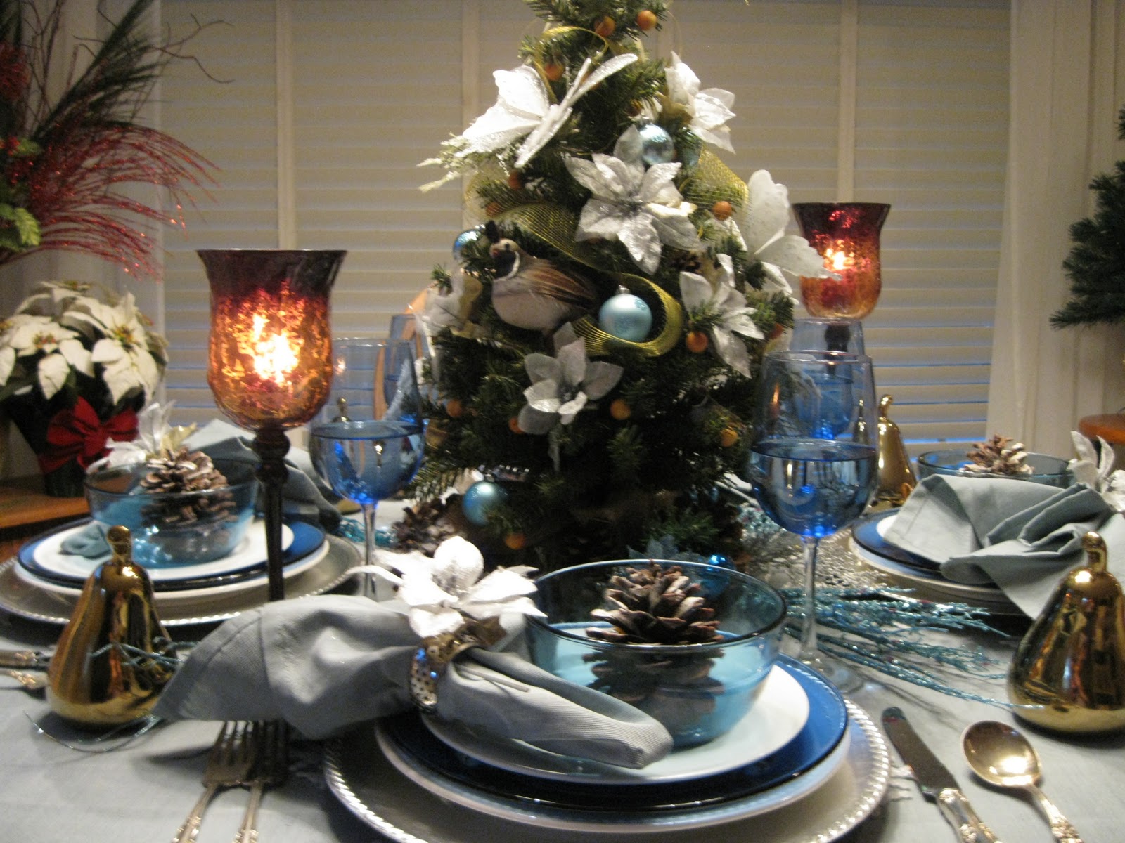 Tablescapes By Diane Christmas Tablescape In Blue.