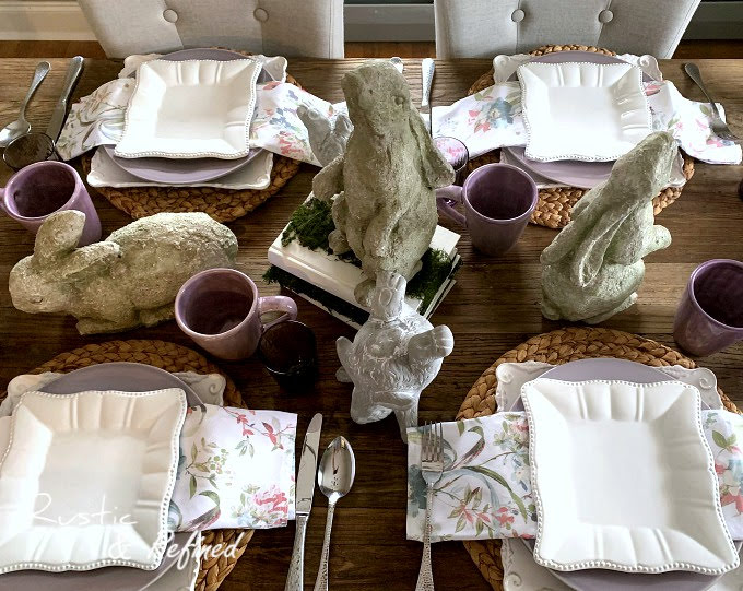 Spring decor for the dining room, using white dishes, gorgeous color and modern centerpiece