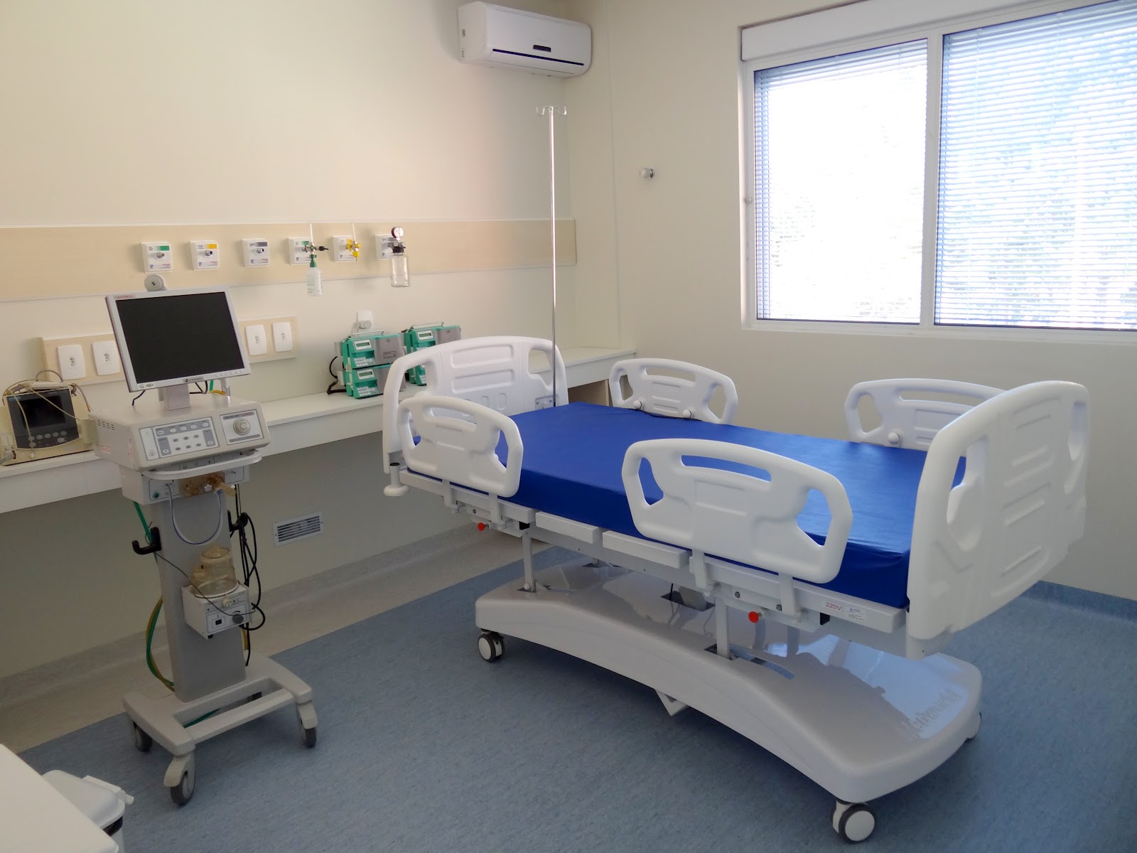Está pronta a nova e moderna UTI do Hospital de Caridade de Santiago | Rafael Nemitz