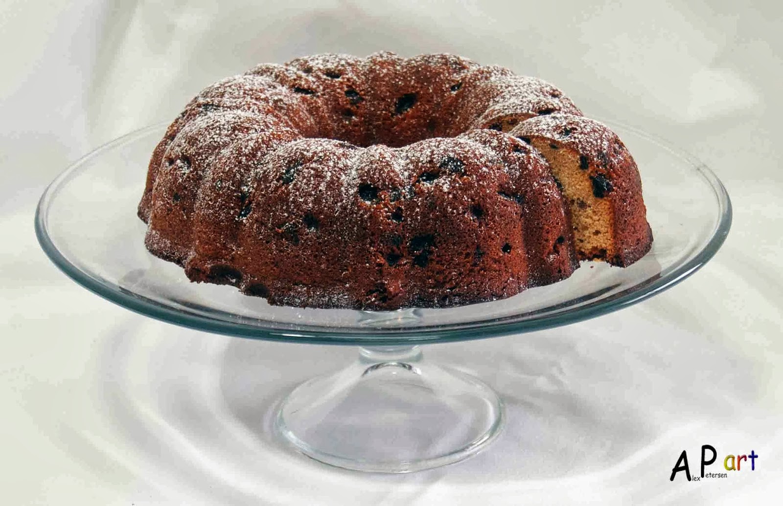 Alex the Contemporary Culinarian Fruit Bundt Cake