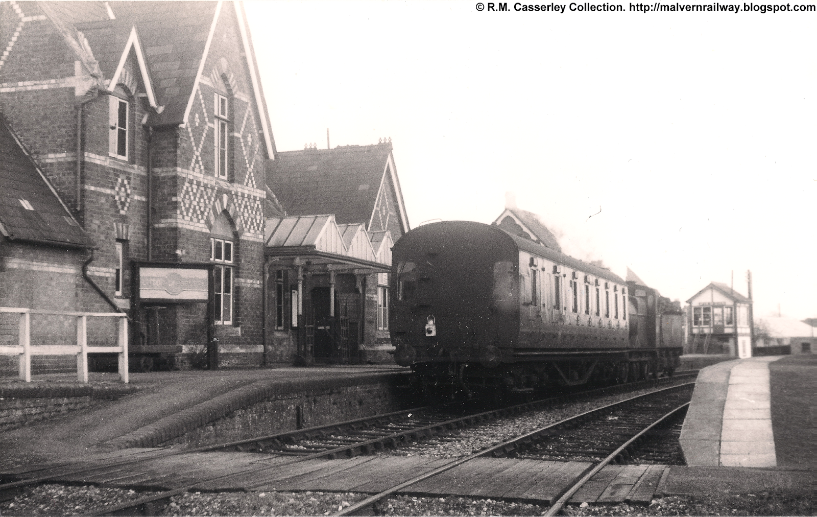 Malvern's Lost Railway UptononSevern Station