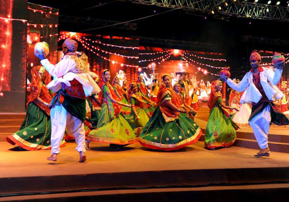 Navratri Festival 2016 Festival of Nine Nights, Festival of Dandiya and Garba Raas, Dance