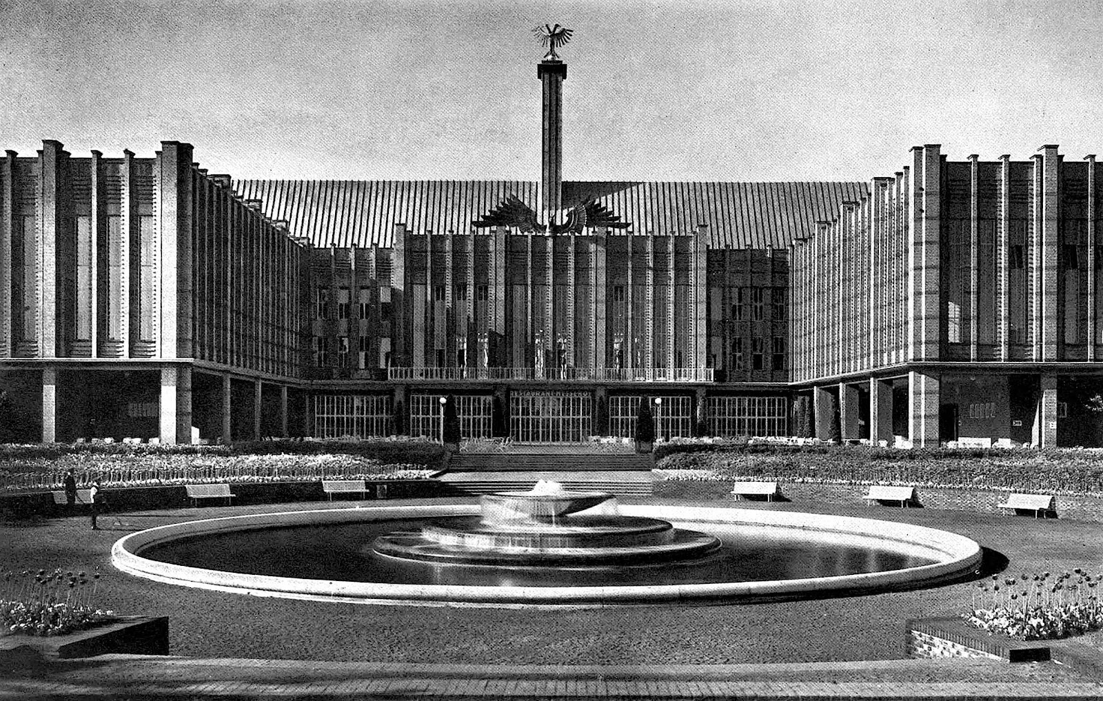 GO To MOOT POINT 1920s Berlin Cafes Nightclubs go-to-moot-point-1920s-berlin-cafes-nightclubs