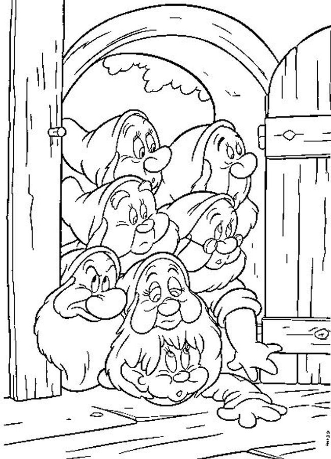 Snow White And 7 Dwarfs Free Printable Coloring Sheet