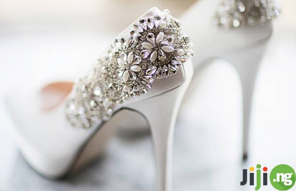 Silver wedding shoe Best wedding shoe colour