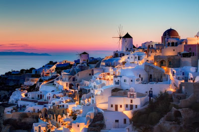 Tips for Travelles in Greece, guide for Greek crisis survival