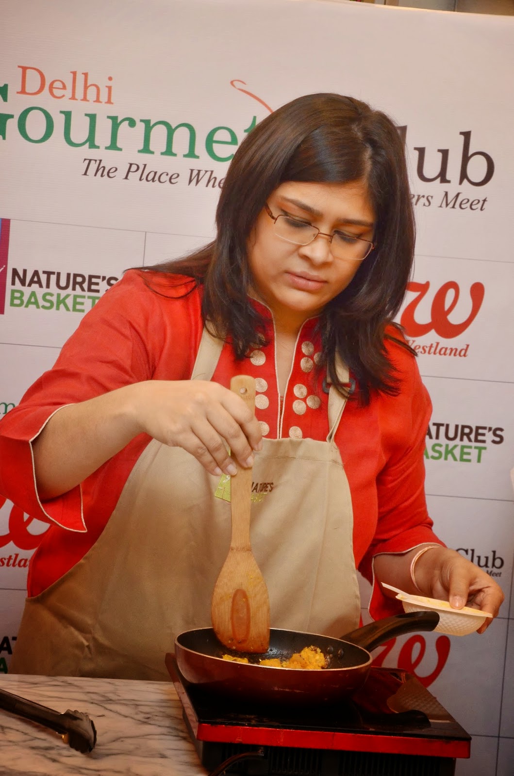 Rushina Munshaw Ghildiyal Delhi Launch Of A Pinch Of This A Handful 