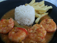 moqueca de peixe e camarão