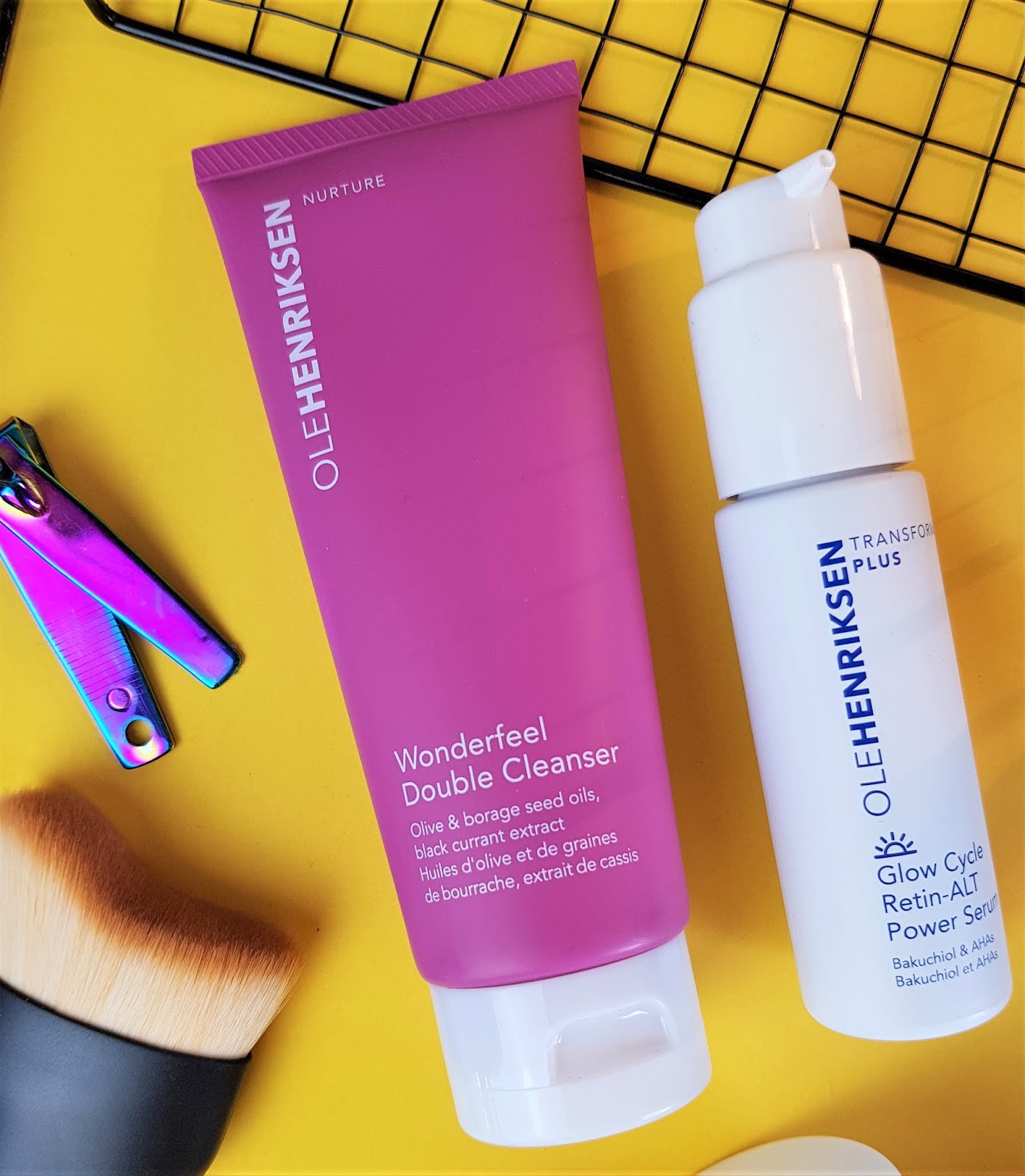 Ole Henriksen Wonderfeel Double Cleanser Glow Cycle Retin-ALT Power Serum Ole Henriksen Wonderfeel Double Cleanser Glow Cycle Retin-ALT Power Serum