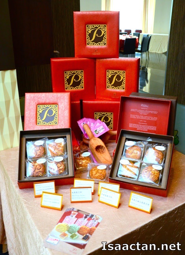 Interesting red packaging of the Premiere Hotel Mooncakes
