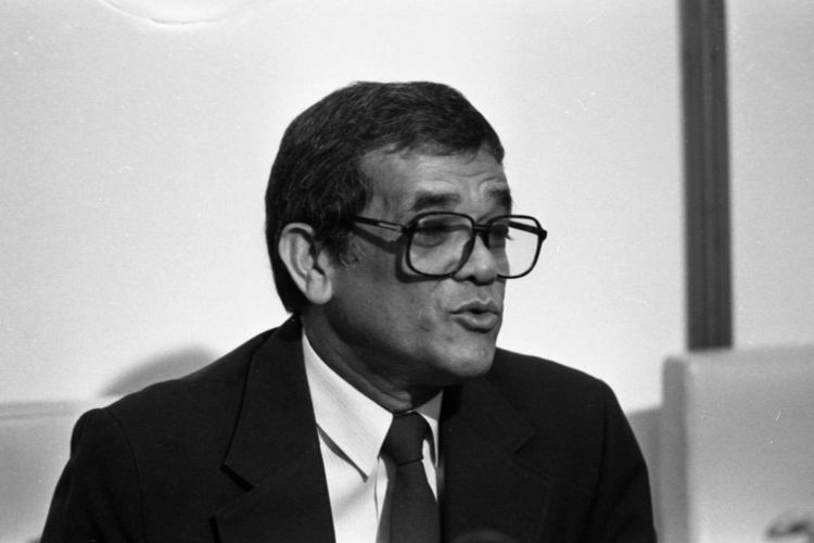 Lospalos News | Biografia Mário Viegas Carrascalão