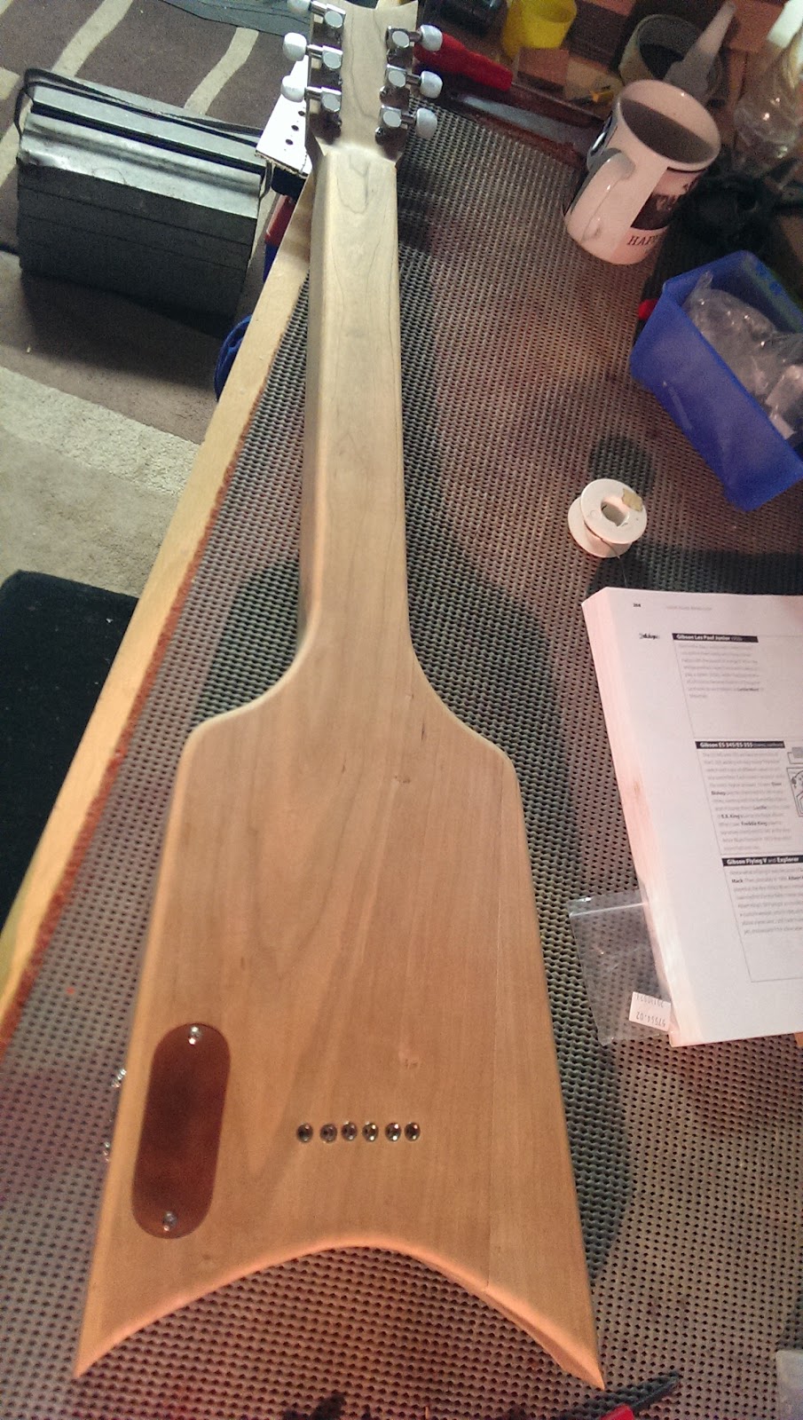 DLP Guitars DLP Lap Steel Guitar 7 Electrics and Stringing Up