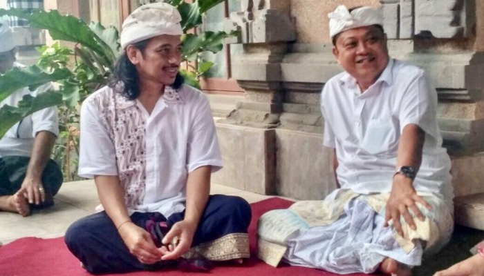 Cagub Rai Mantra di Mata Seniman Dewa Budjana