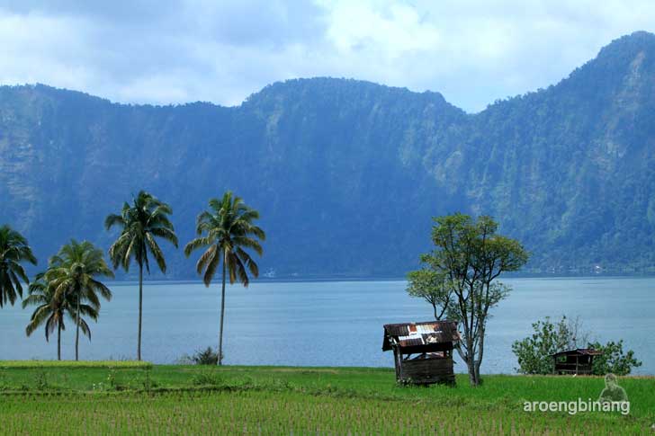 danau maninjau agam