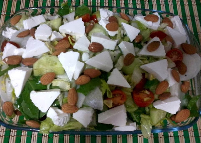 salada com queijo fresco Receita de salada com queijo fresco