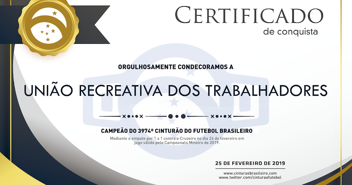 Certificado de conquista no jogo de futebol de futebol