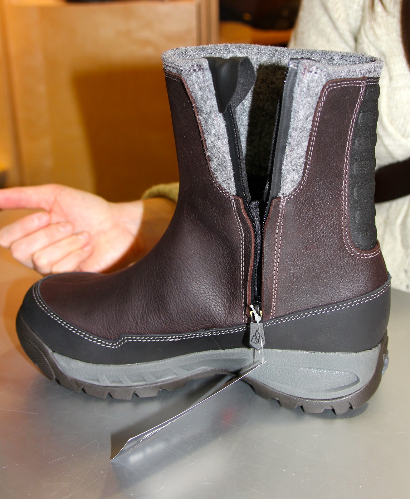 VASQUE, OBOZ Fall/Winter 2013/14 Hiking/Winter Boots