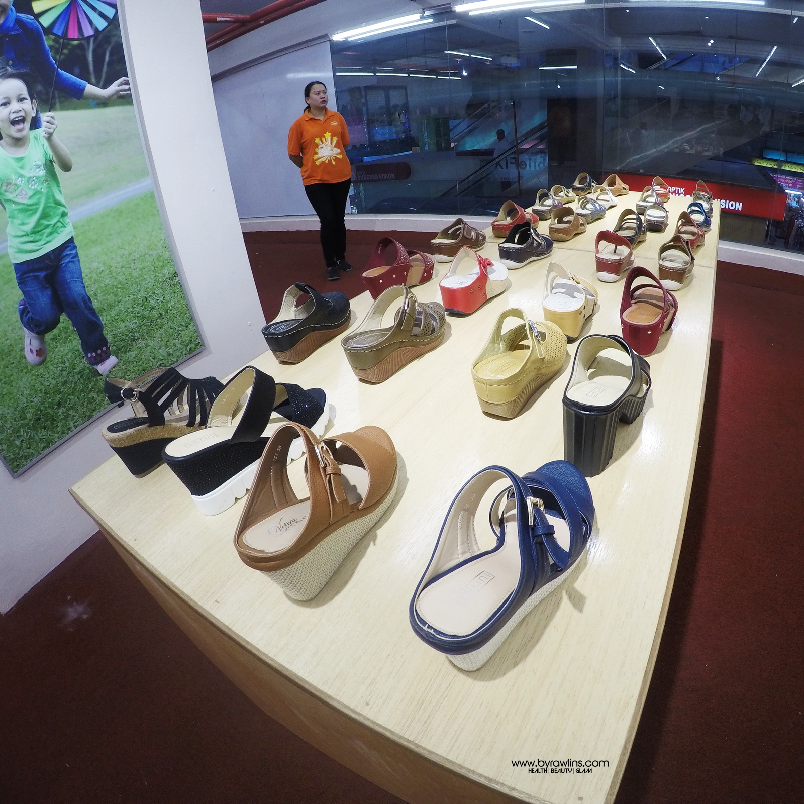 Fashion by Rawlins, Hypershoe, Kedai kasut bangi, KIP Mall, Mix Point, MP Sports, MP Kids, Vetini, Fashion by Rawlins, Hypershoe, Kedai kasut bangi, KIP Mall, Mix Point, MP Sports, MP Kids, Vetini,