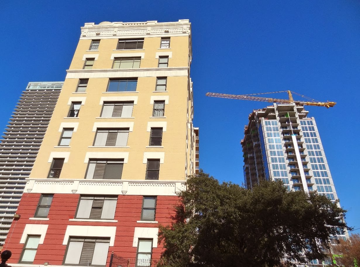 Houston in Pics The Beaconsfield Condos